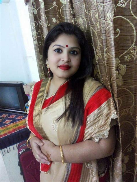 hot cute bhabhi|Romance with a Hot Indian Bengali Bhabhi with a Sexy Figure。